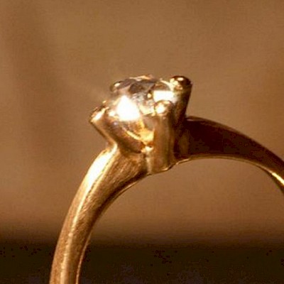 Ring Gold mit Diamantrose 